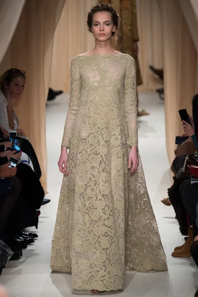 Look 33